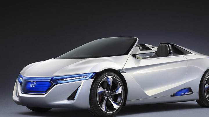 Honda EV-STER Concept In Silver Side Pose